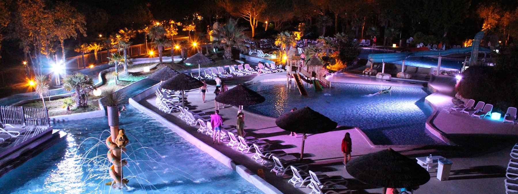 Éclairage éphémère pour un parc aquatique